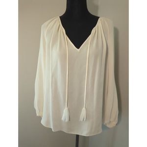 Diane Von Furstenberg V-neck Cream long sleeve blouse top